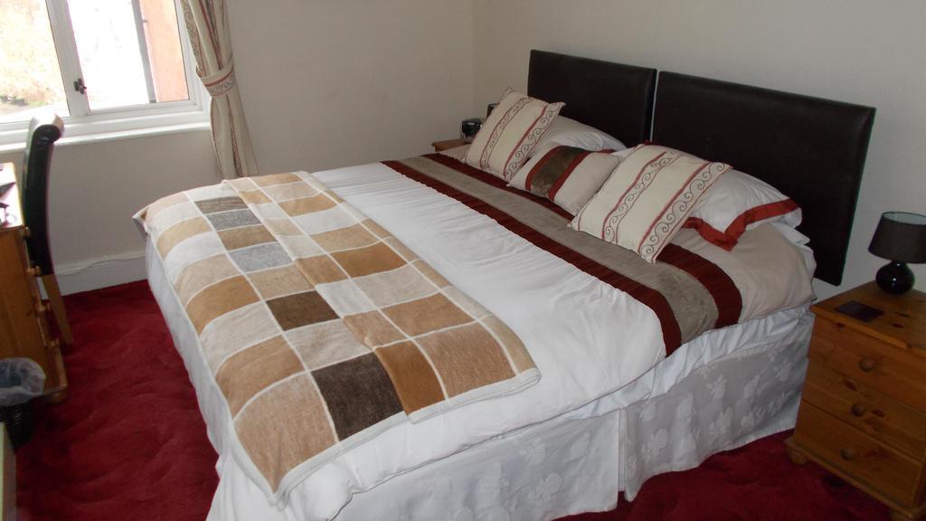 The Old Cider House Bed & Breakfast 4*